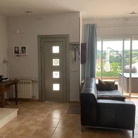 Your Pet-friendly In Sant Pol Holiday home